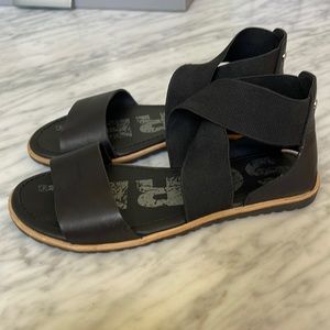 Sandal